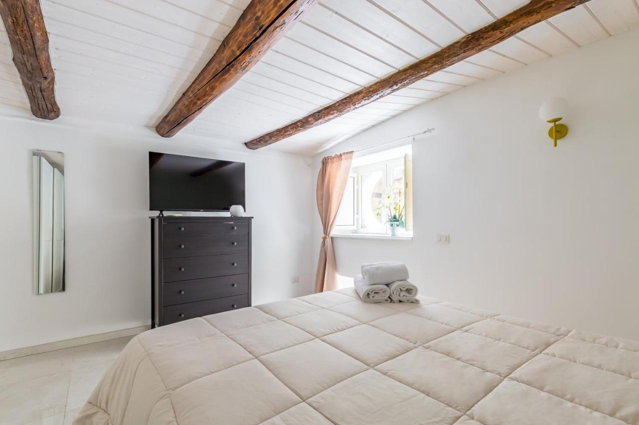 Apartament Umberto'S Nest At Toledo Neapol Zewnętrze zdjęcie